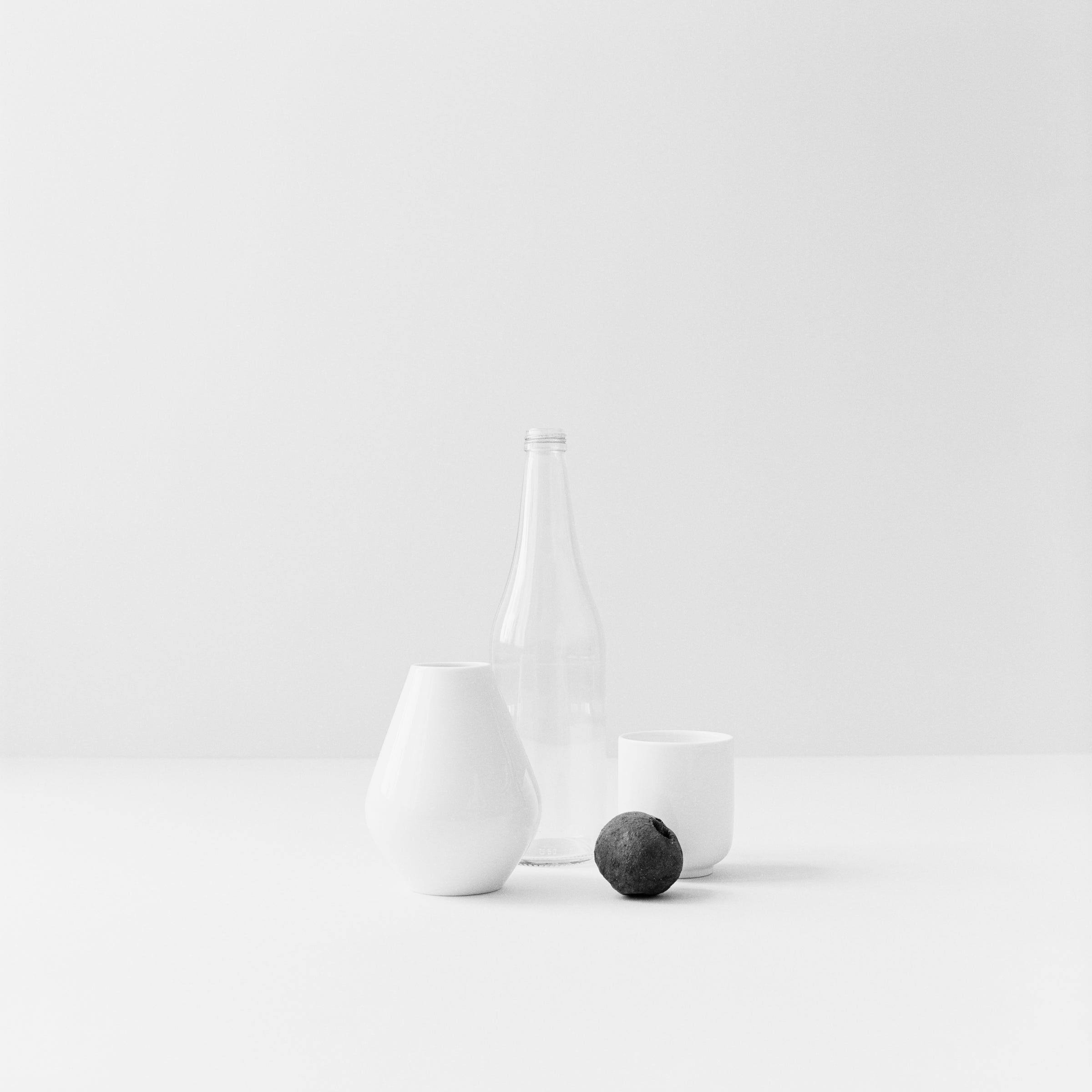 tabula rasa, still life photography, gelatin-silver paper, 2019/2022